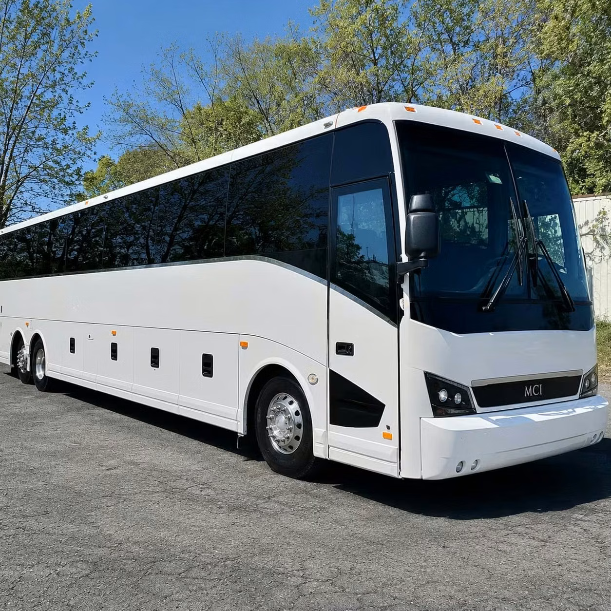 statesboro 15 passenger minibuses to 56 passenger charter buses for statesboro events