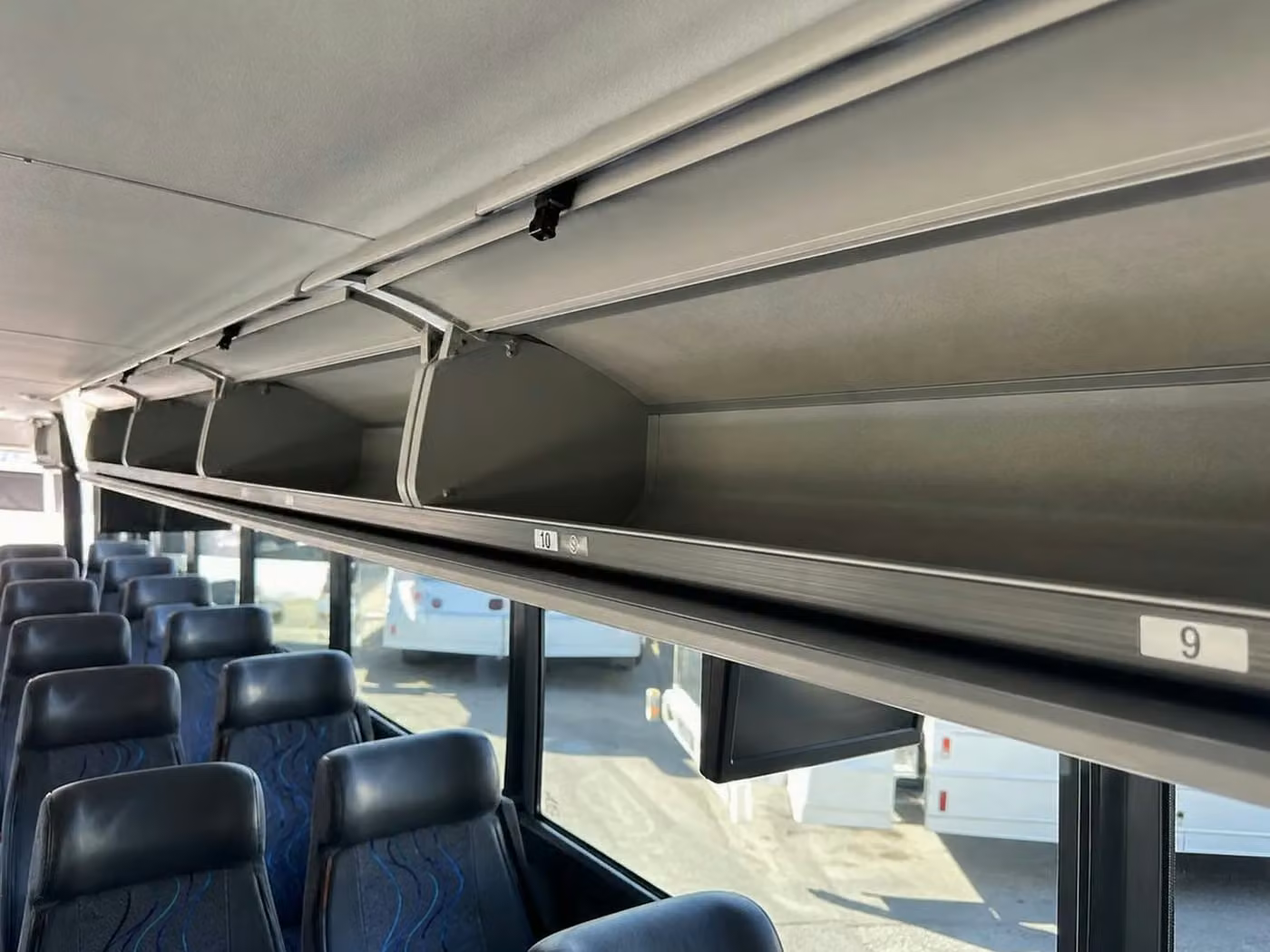 statesboro 18 passenger minibus overhead storage
