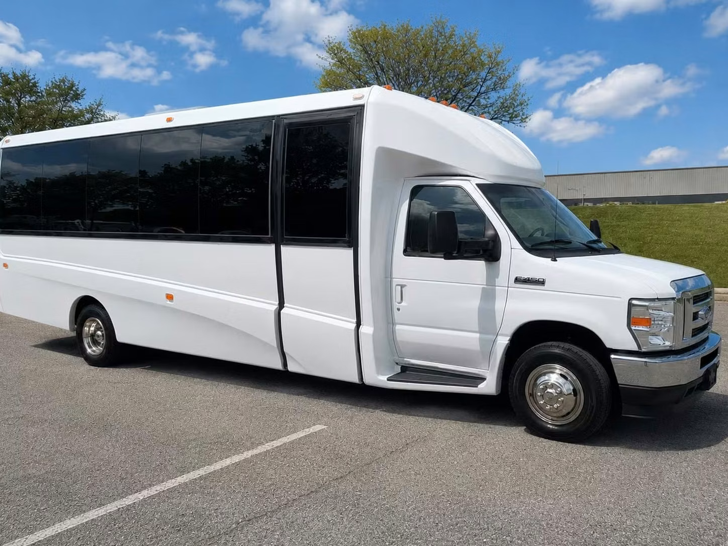 statesboro 20 passenger minibus rental