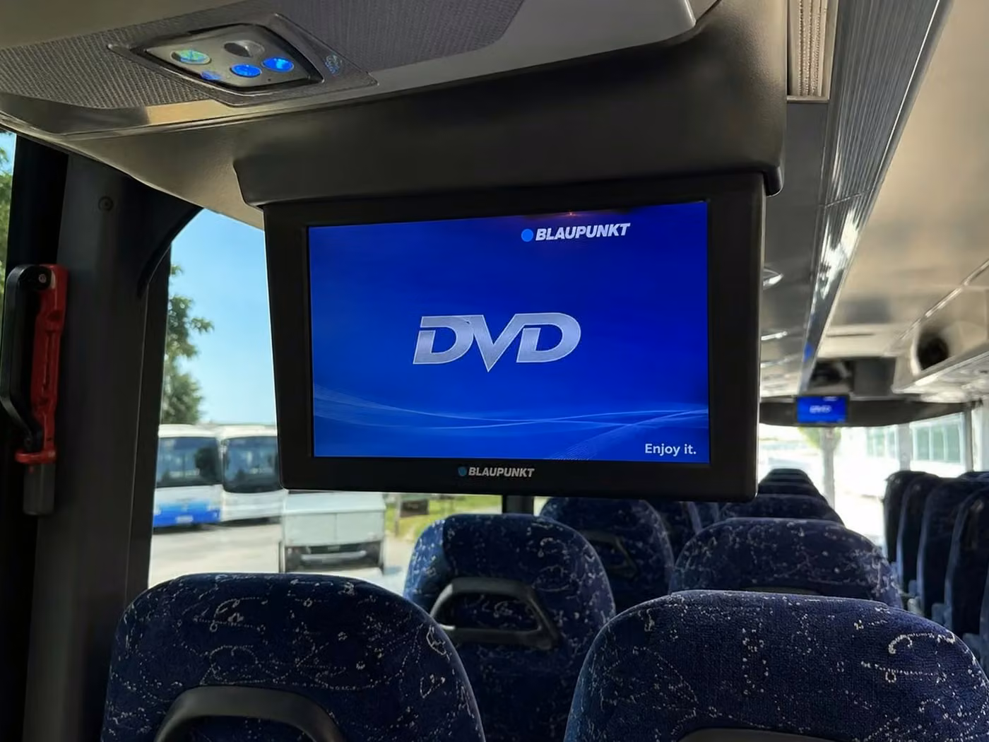 statesboro 56 passenger charter bus tvs